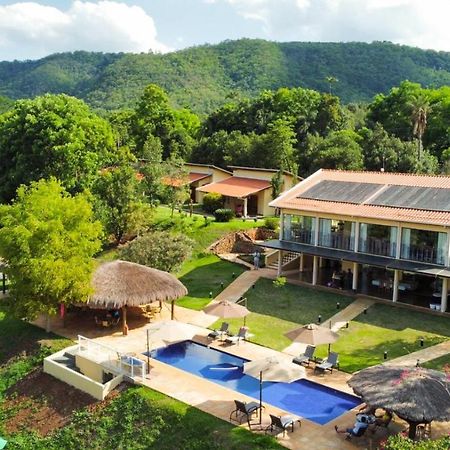 Pousada Fazenda Peroba Rosa Pedregulho Bagian luar foto