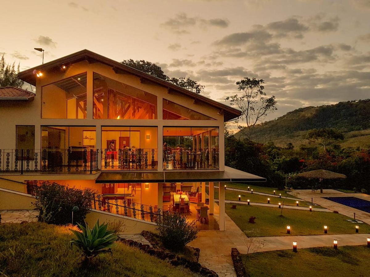 Pousada Fazenda Peroba Rosa Pedregulho Bagian luar foto